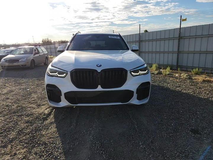 2022 BMW X5 xDrive40I - zdjęcie 13