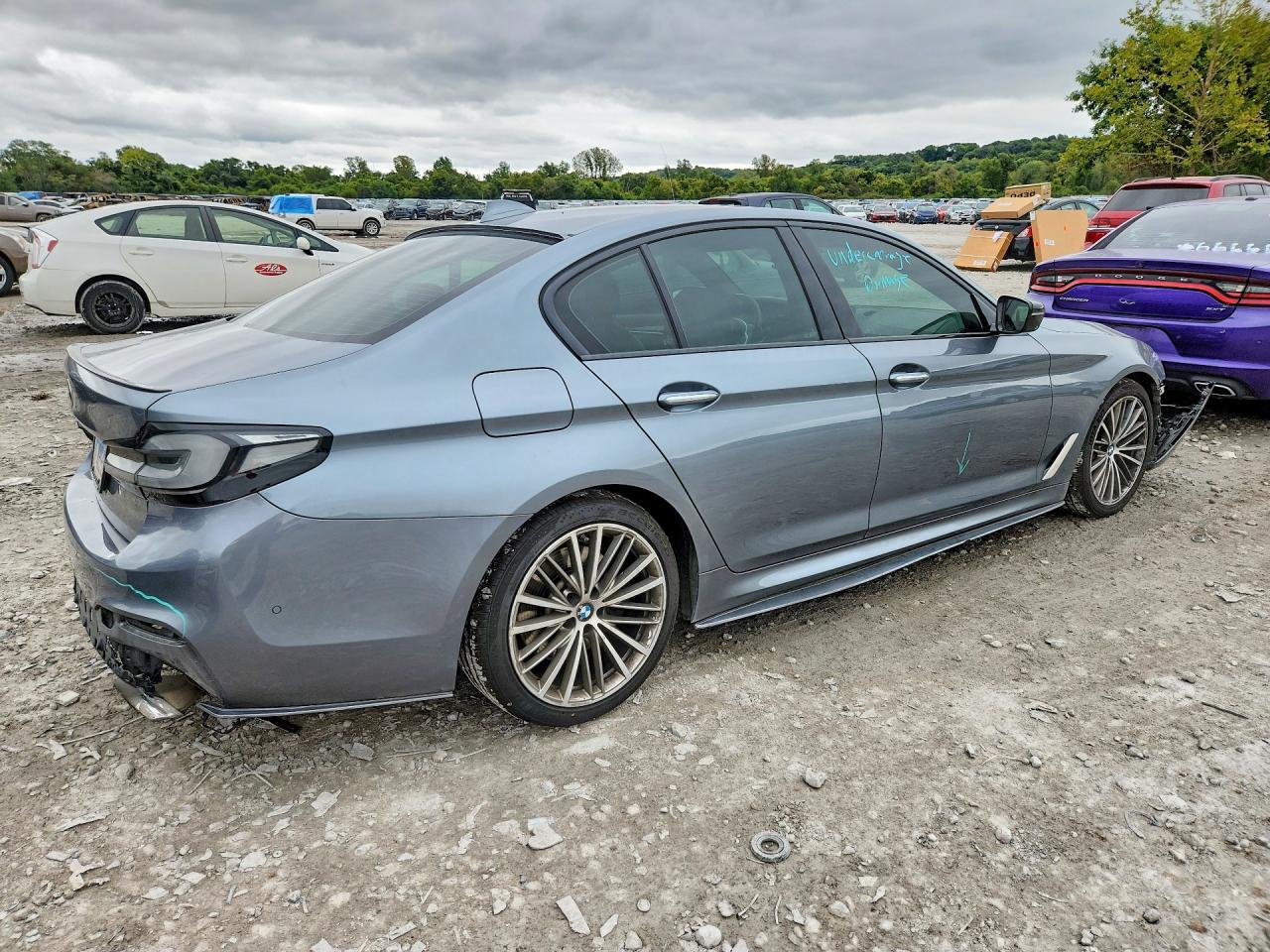 2017 BMW Seria 5 540i - zdjęcie 3