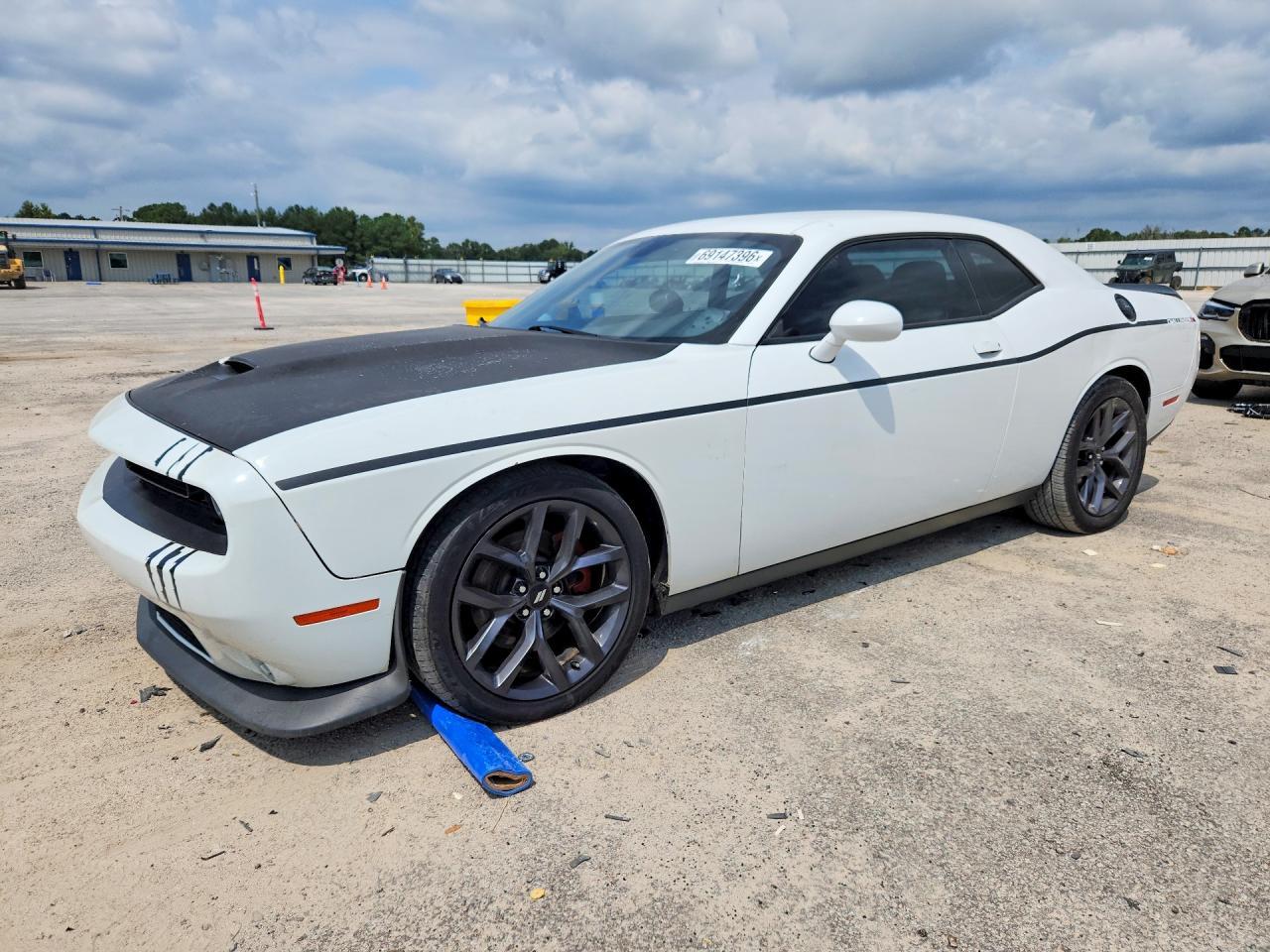 2019 Dodge Challenger R/T - zdjęcie główne