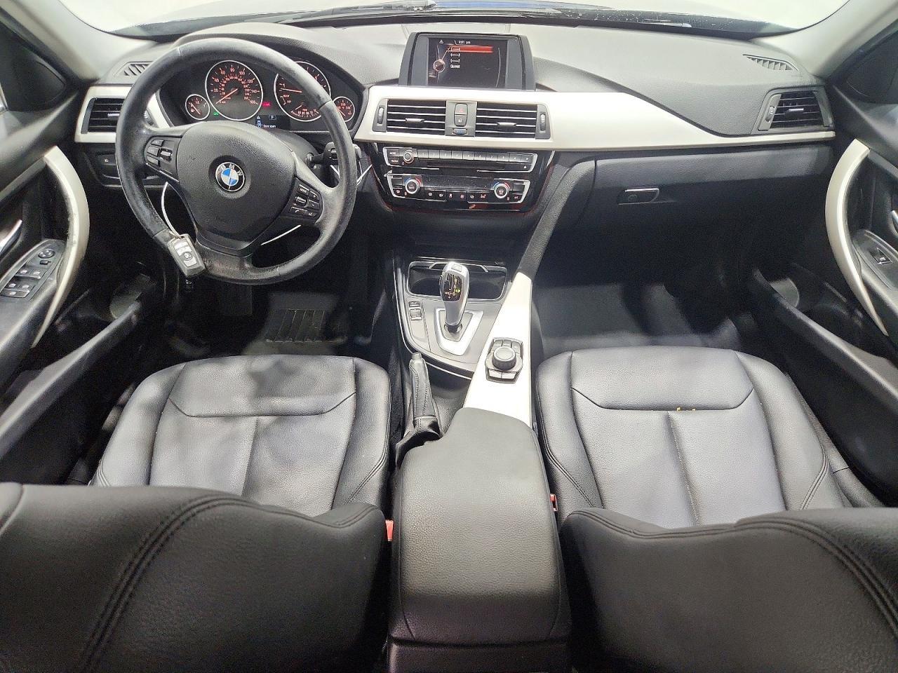 2017 BMW 320 I - zdjęcie 8