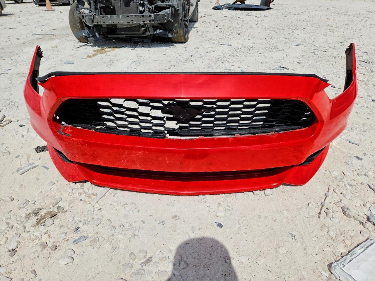 2015 Ford Mustang - zdjęcie 12