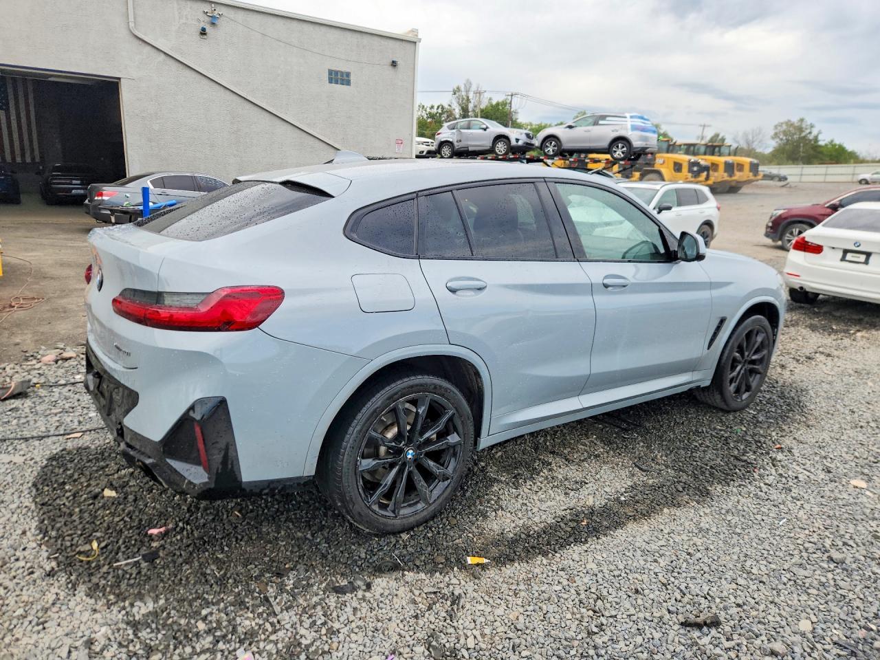 2024 BMW X4 xDrive30I - zdjęcie 3