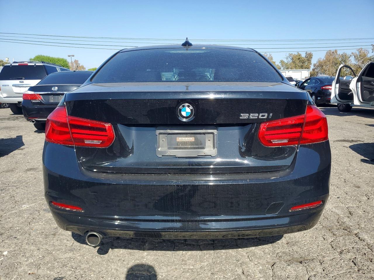 2017 BMW 320 I - zdjęcie 6