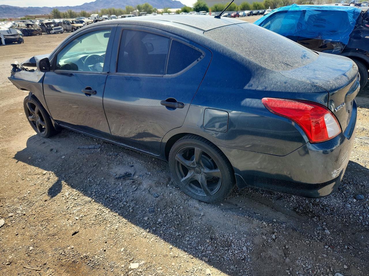 2015 Nissan Versa 1.6 S - zdjęcie 2