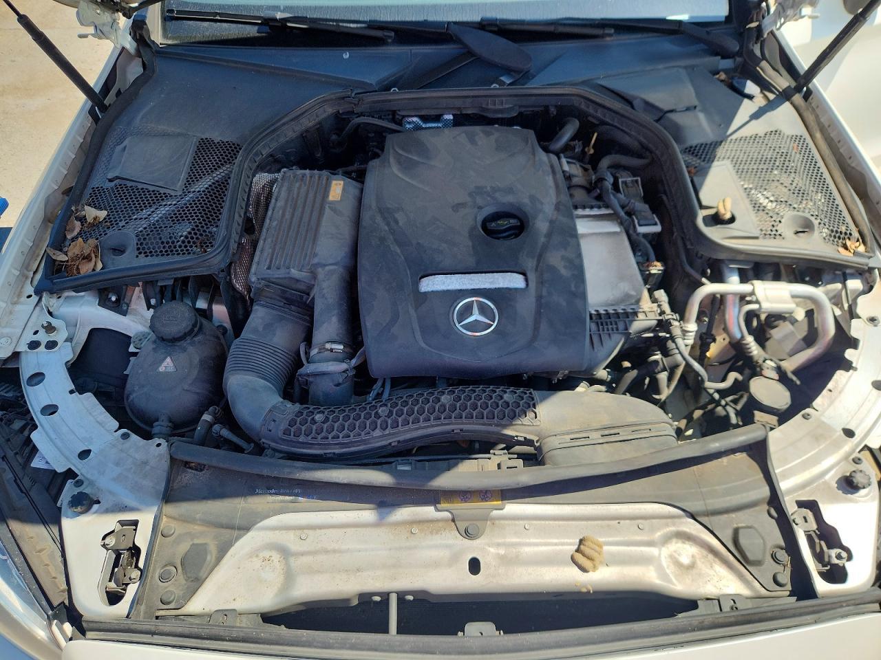 2017 Mercedes-Benz C 300 - zdjęcie 11