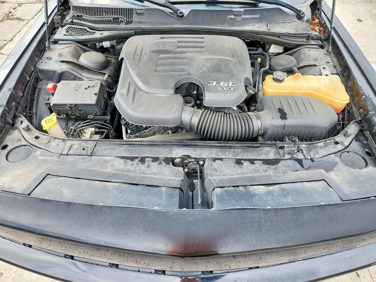 2016 Dodge Challenger Sxt - zdjęcie 11