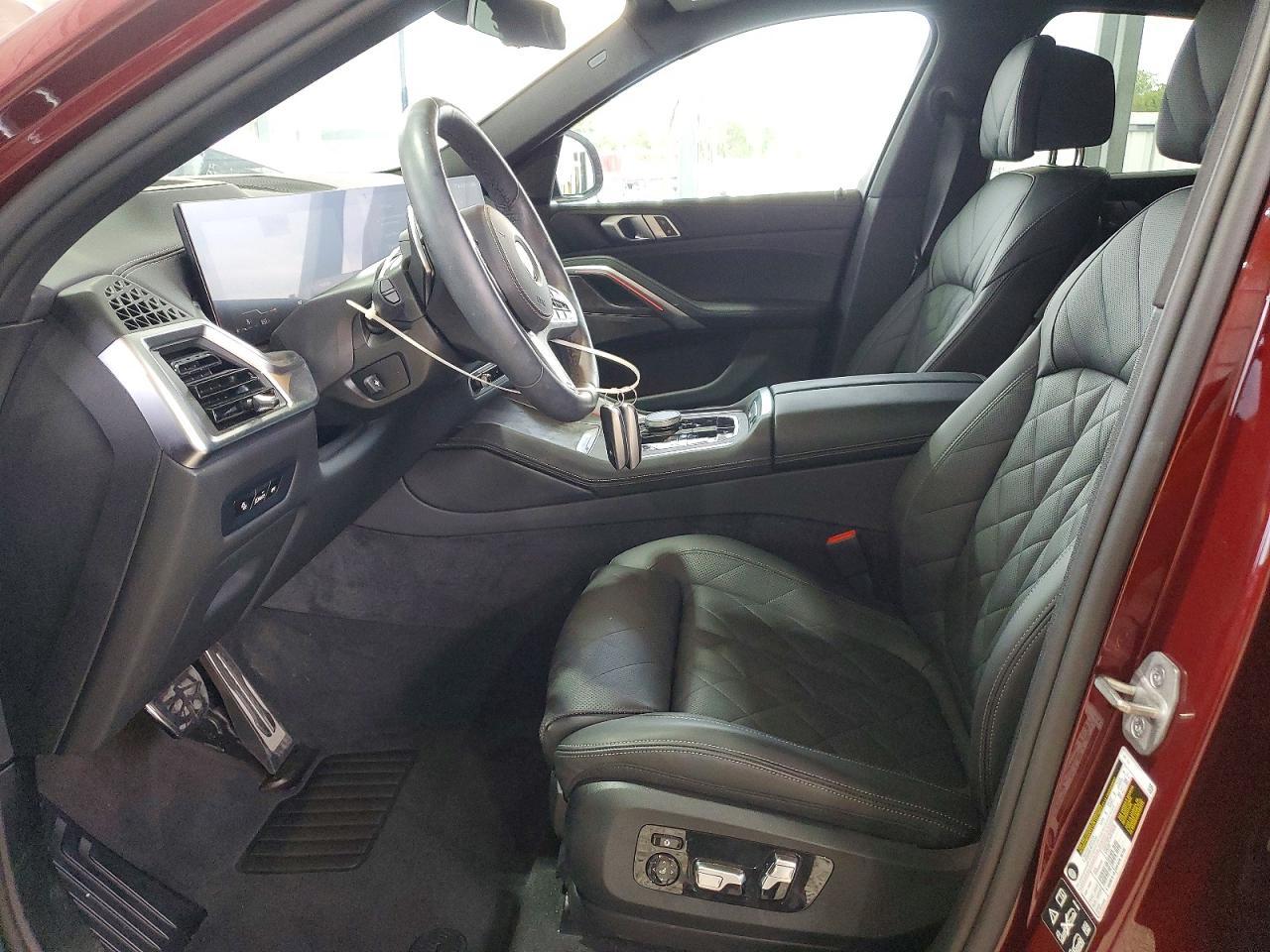 2025 BMW X6 xDrive40I - zdjęcie 7