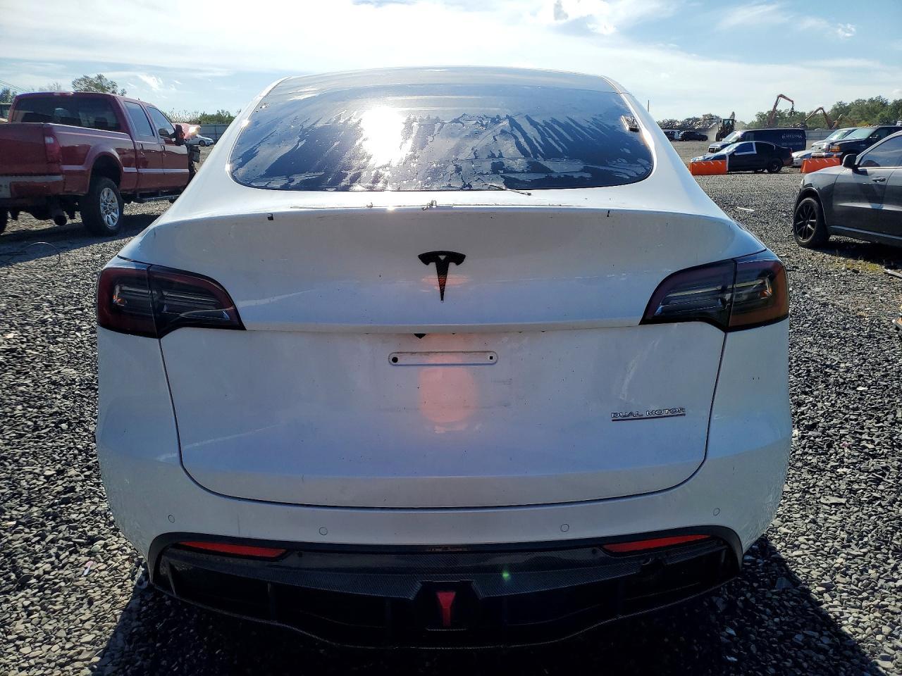2022 Tesla Model Y - zdjęcie 6