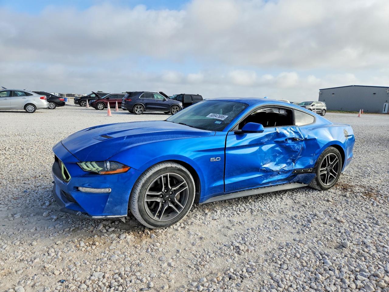 2020 Ford Mustang Gt - zdjęcie główne