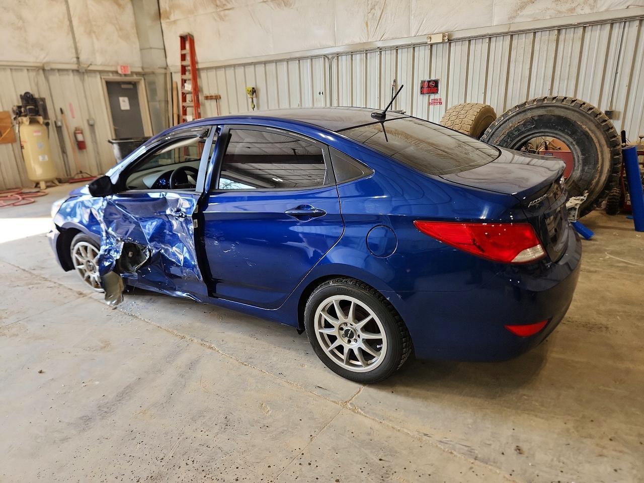 2015 Hyundai Accent Gls - zdjęcie 2