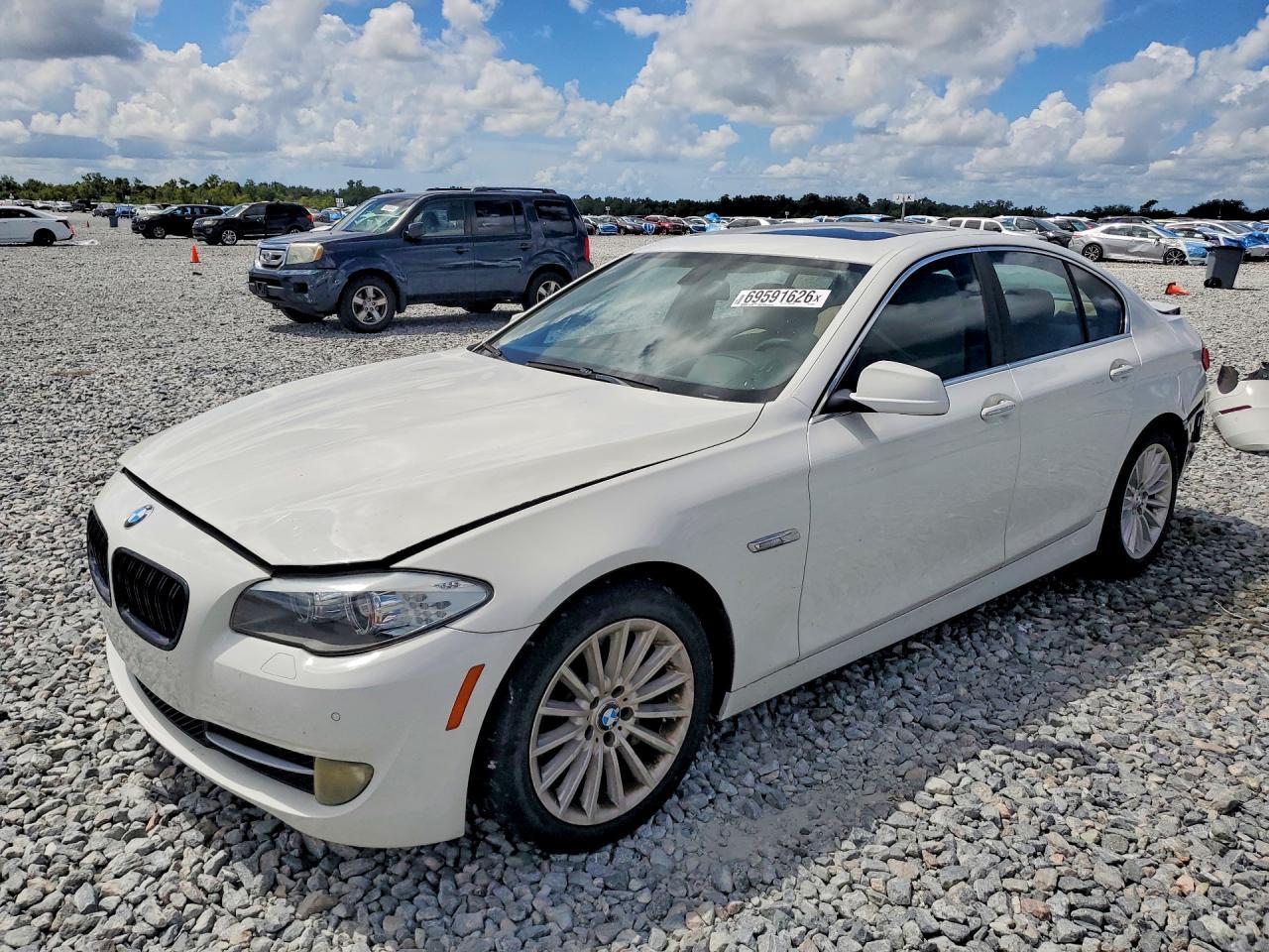2013 BMW 535 I - zdjęcie główne