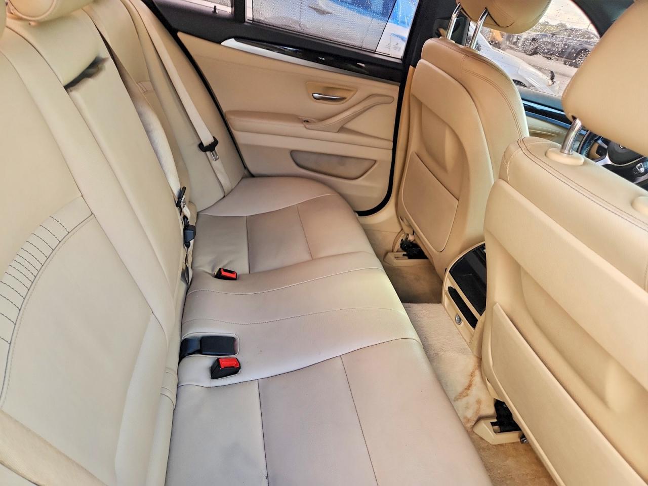2014 BMW 528 I - zdjęcie 10