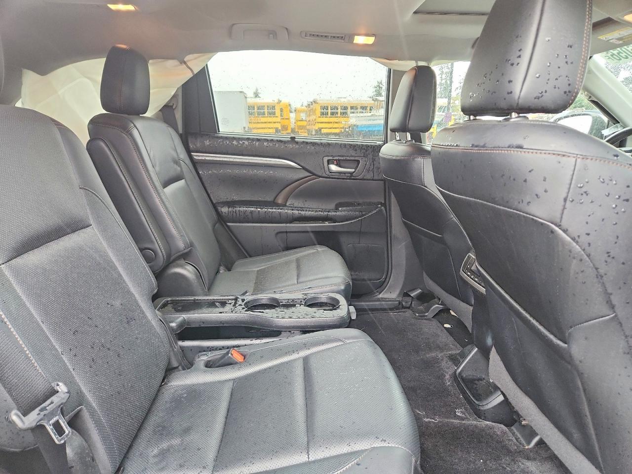 2018 Toyota Highlander Limited - zdjęcie 11