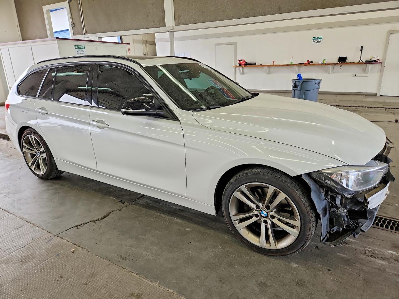 2014 BMW 328 Xi - zdjęcie 4