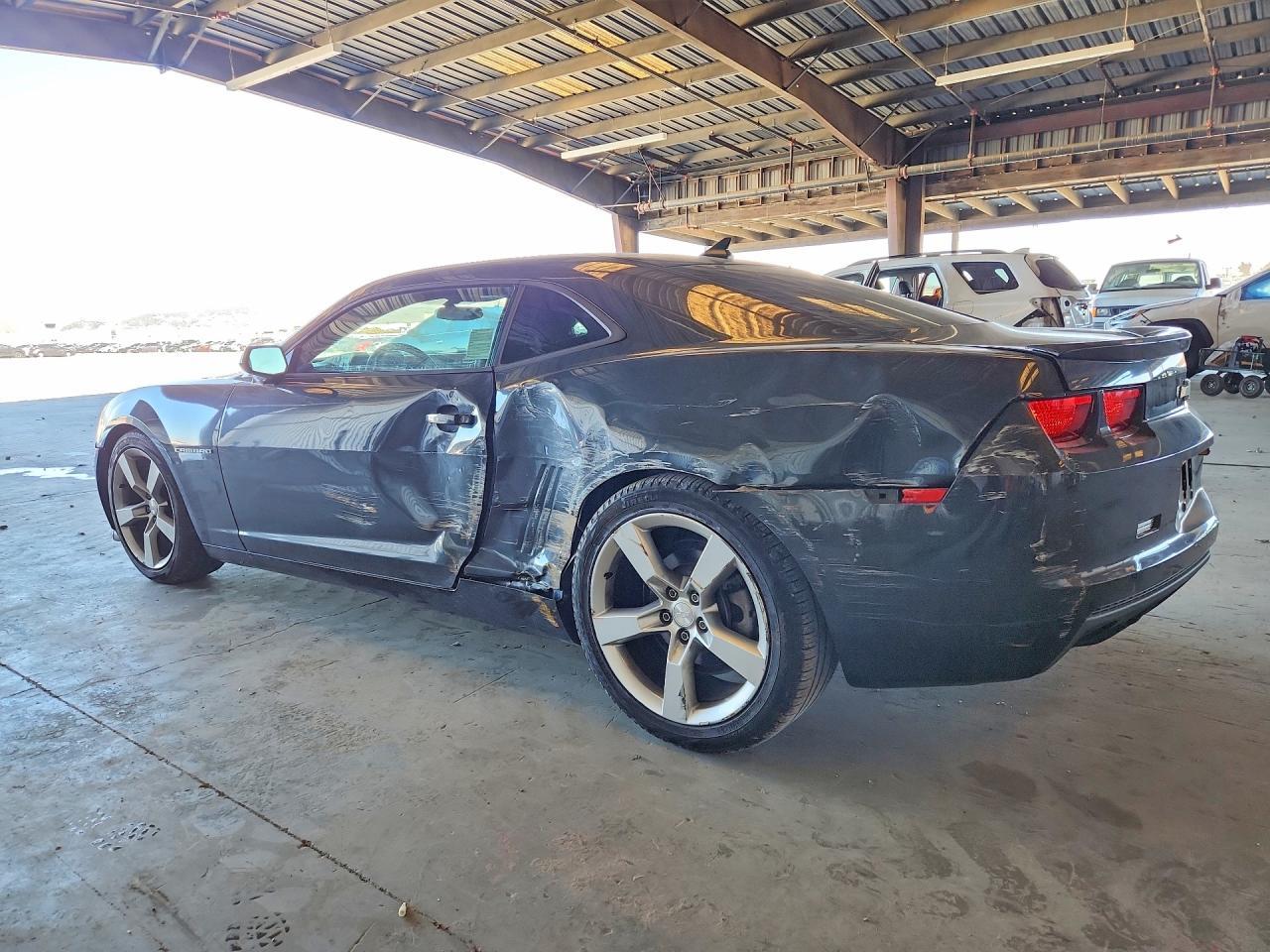 2013 Chevrolet Camaro Ls - zdjęcie 2
