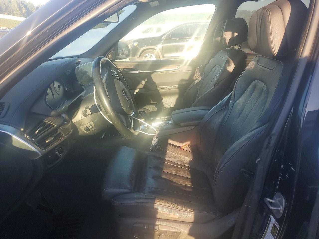 2017 BMW X5 xDrive50I - zdjęcie 7