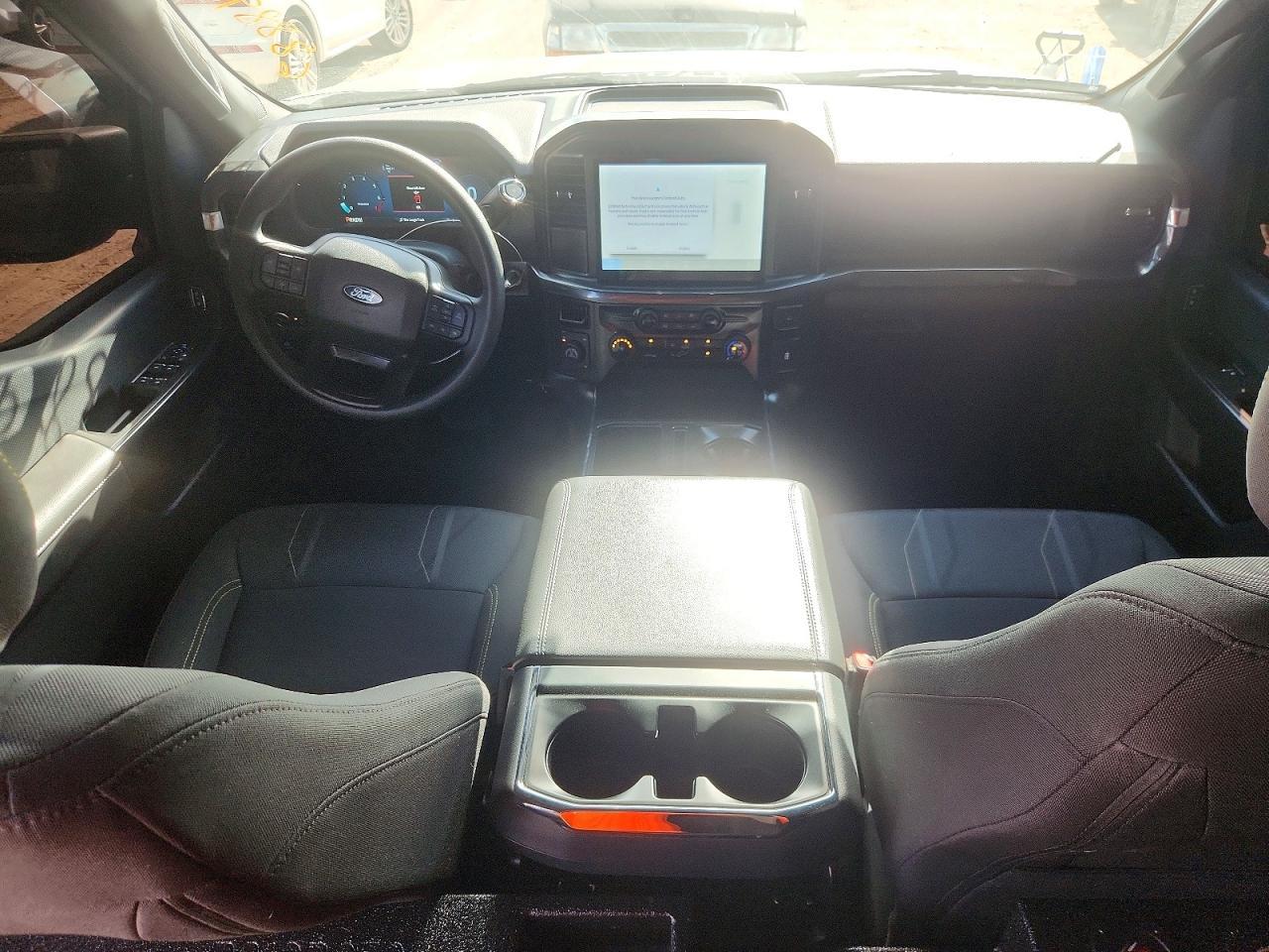 2025 Ford F150 Stx - zdjęcie 8