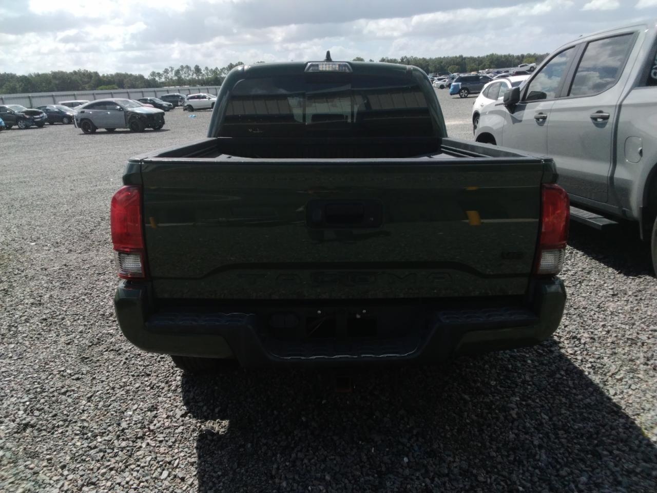2021 Toyota Tacoma Sr5 V6 - zdjęcie 6