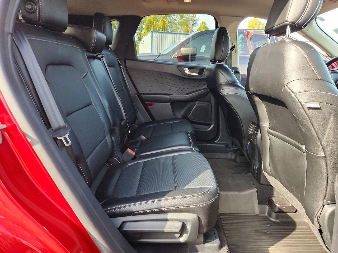 2020 Ford Escape Titanium - zdjęcie 11