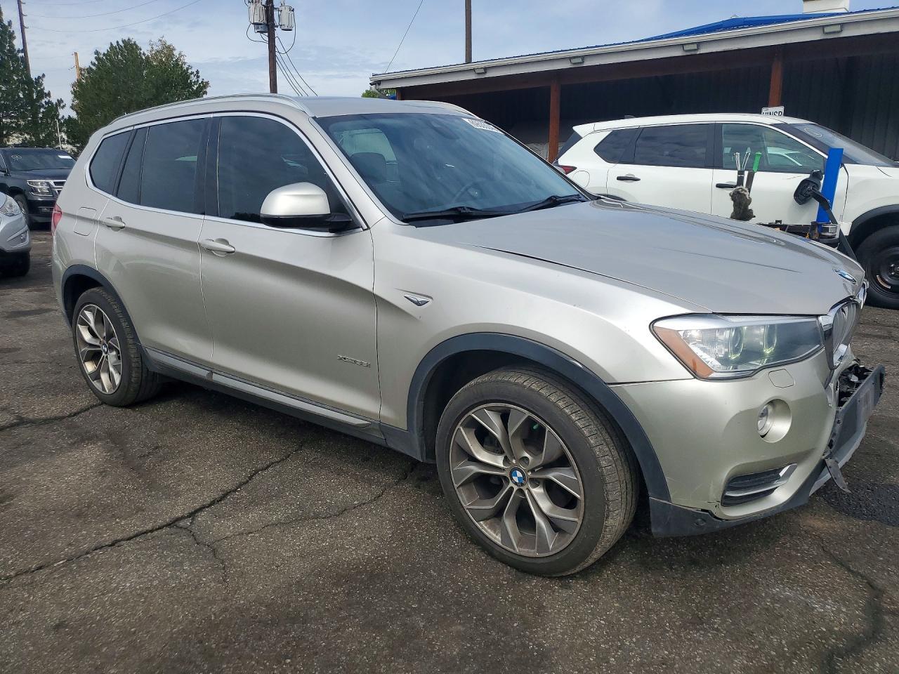 2017 BMW X3 xDrive35I - zdjęcie 4