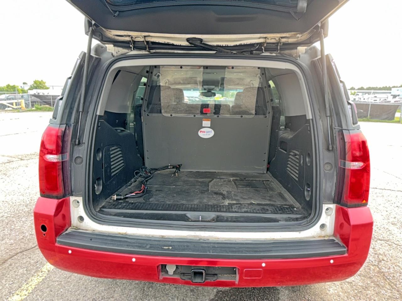 2019 Chevrolet Tahoe Special - zdjęcie 12