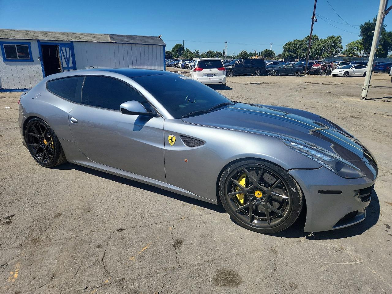 2016 Ferrari Ff - zdjęcie 4