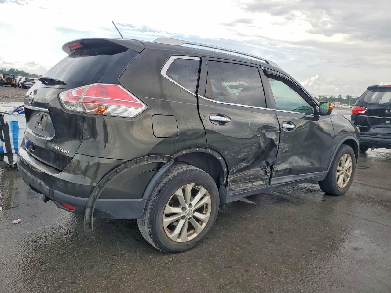 2015 Nissan Rogue Sv - zdjęcie 3