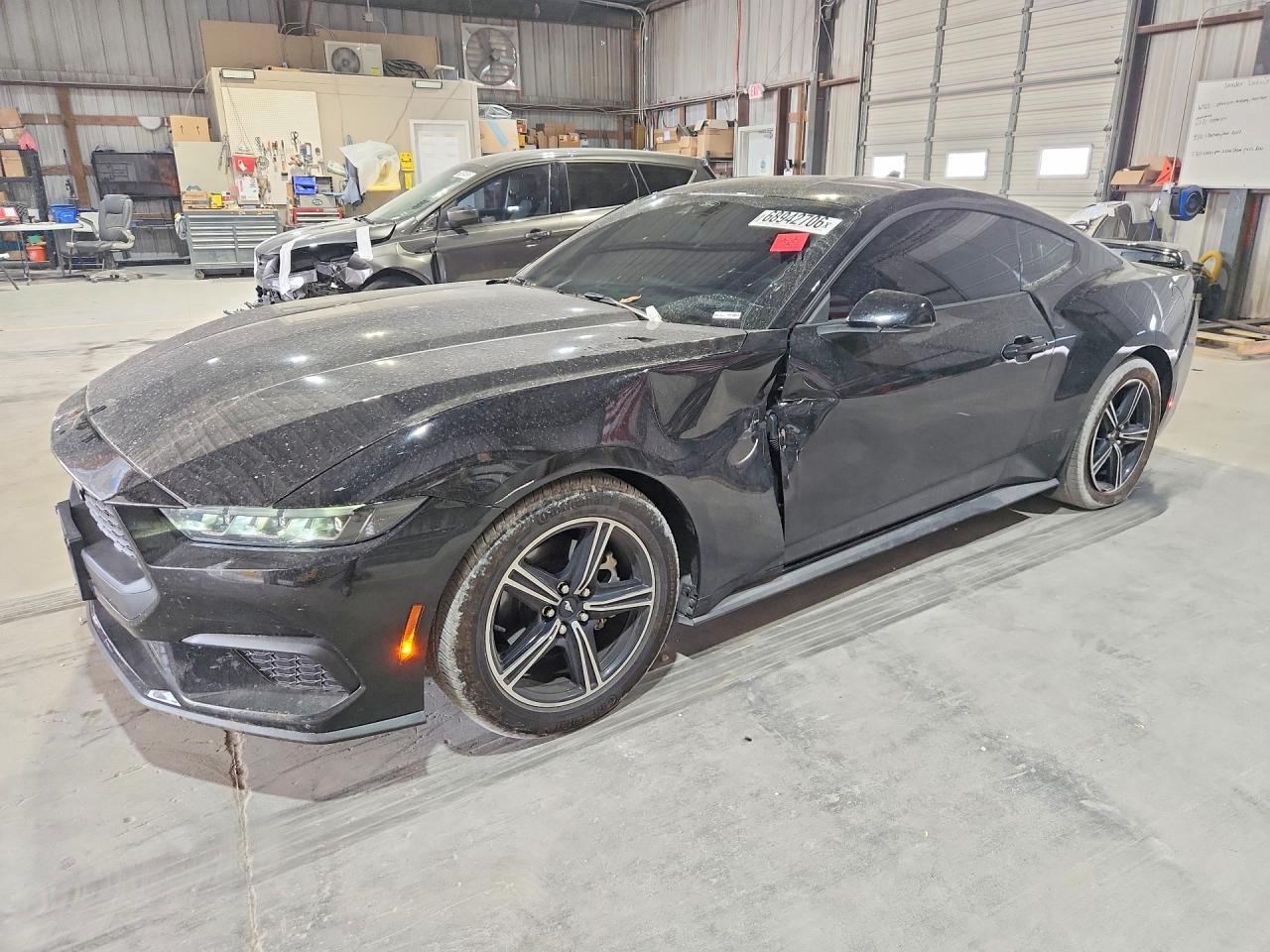 2025 Ford Mustang - zdjęcie główne