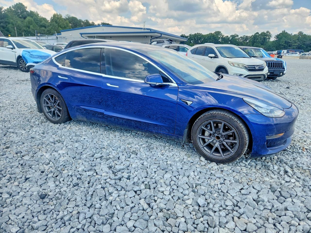 2019 Tesla Model 3 - zdjęcie 4
