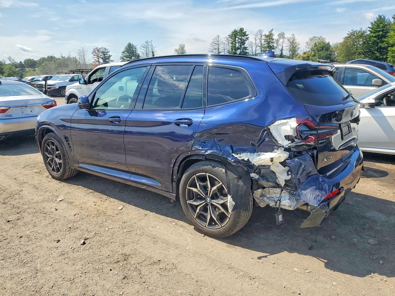2023 BMW X3 xDrive30I - zdjęcie 2