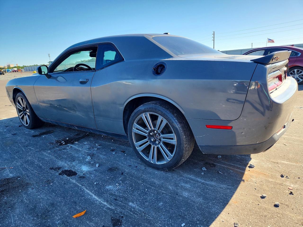 2019 Dodge Challenger Sxt - zdjęcie 2