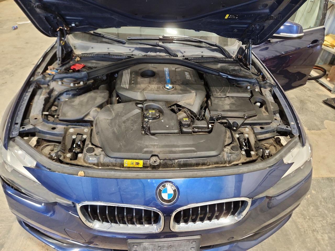2017 BMW 330E - zdjęcie 11