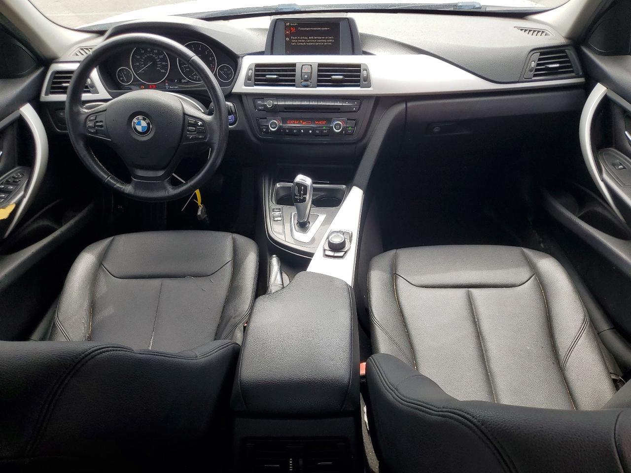 2013 BMW 328 I - zdjęcie 8