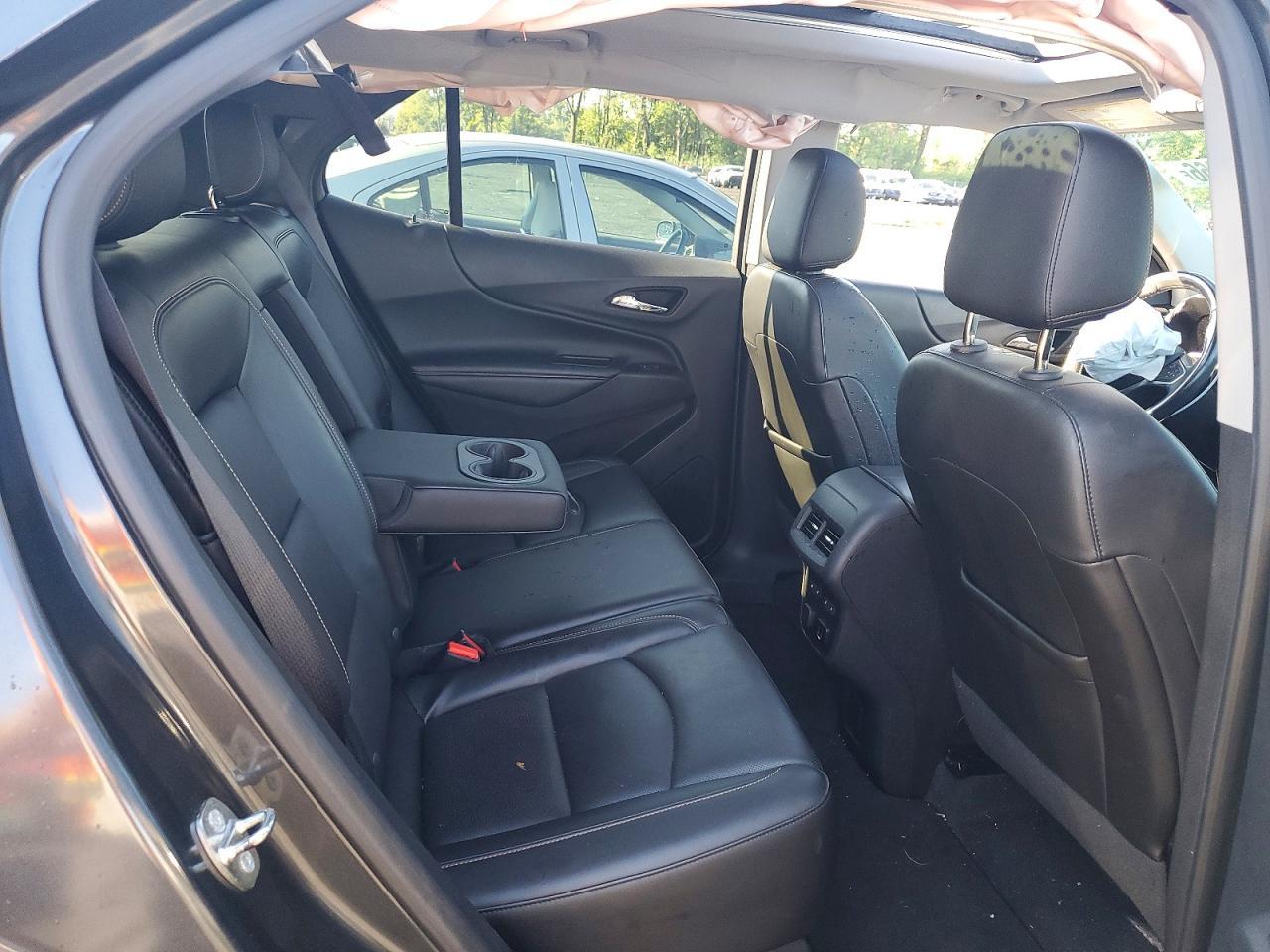2018 Chevrolet Equinox Premier - zdjęcie 11