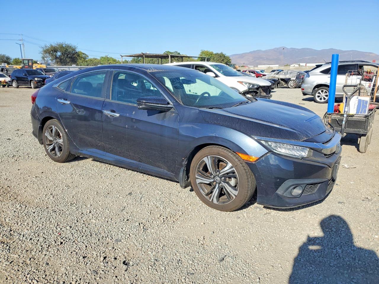 2017 Honda Civic Touring - zdjęcie 4