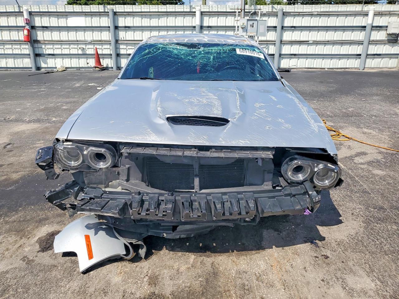 2020 Dodge Challenger R/T - zdjęcie 5