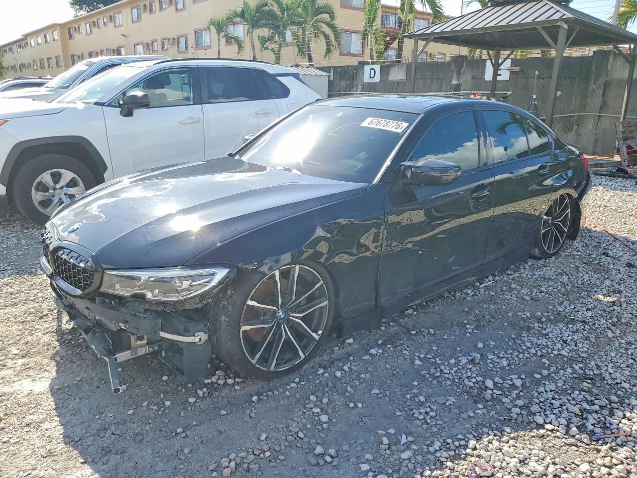 2020 BMW Seria 3 330i - zdjęcie główne