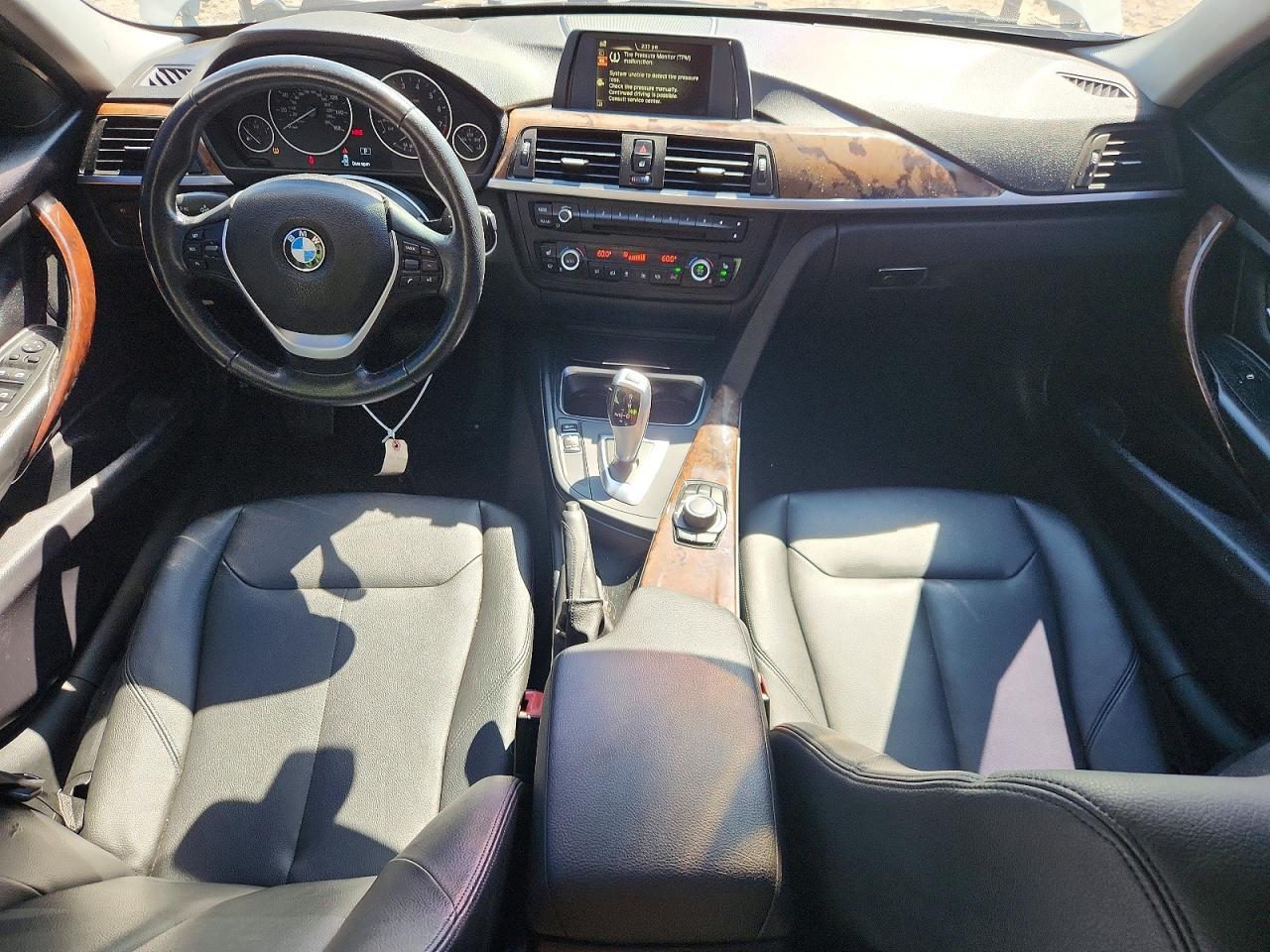 2015 BMW 328 I - zdjęcie 8
