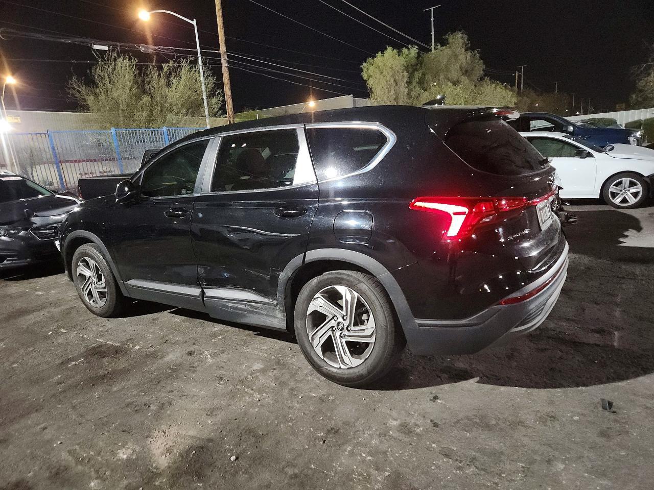 2021 Hyundai Santa Fe Se - zdjęcie 2