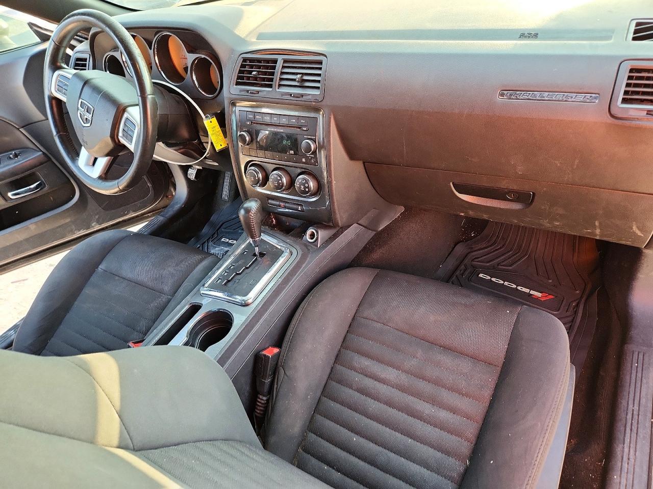 2014 Dodge Challenger Sxt - zdjęcie 8