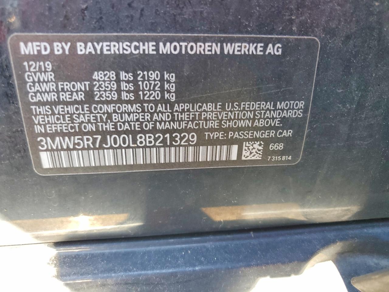 2020 BMW Seria 3 330i - zdjęcie 12