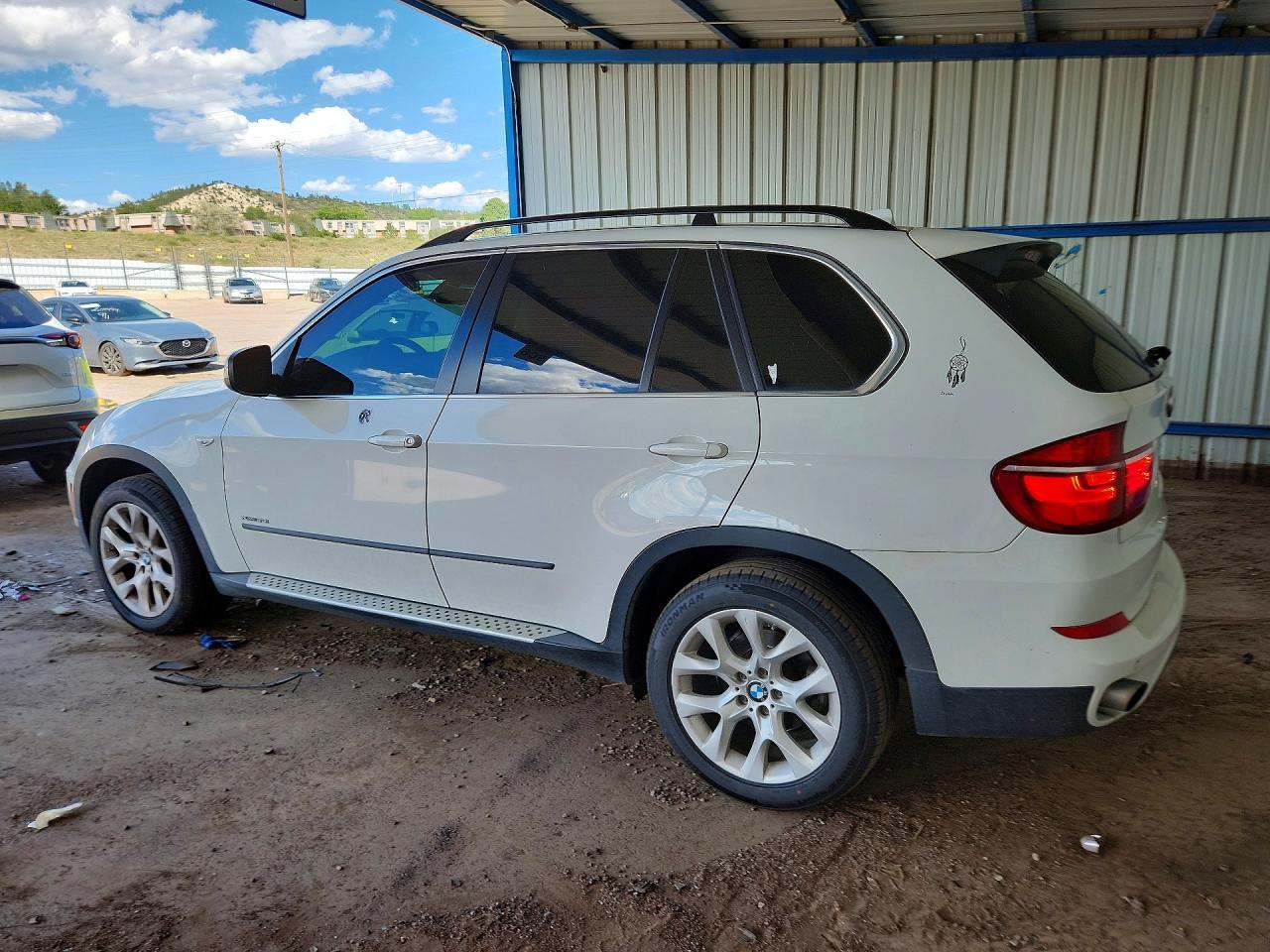 2013 BMW X5 xDrive35I - zdjęcie 2