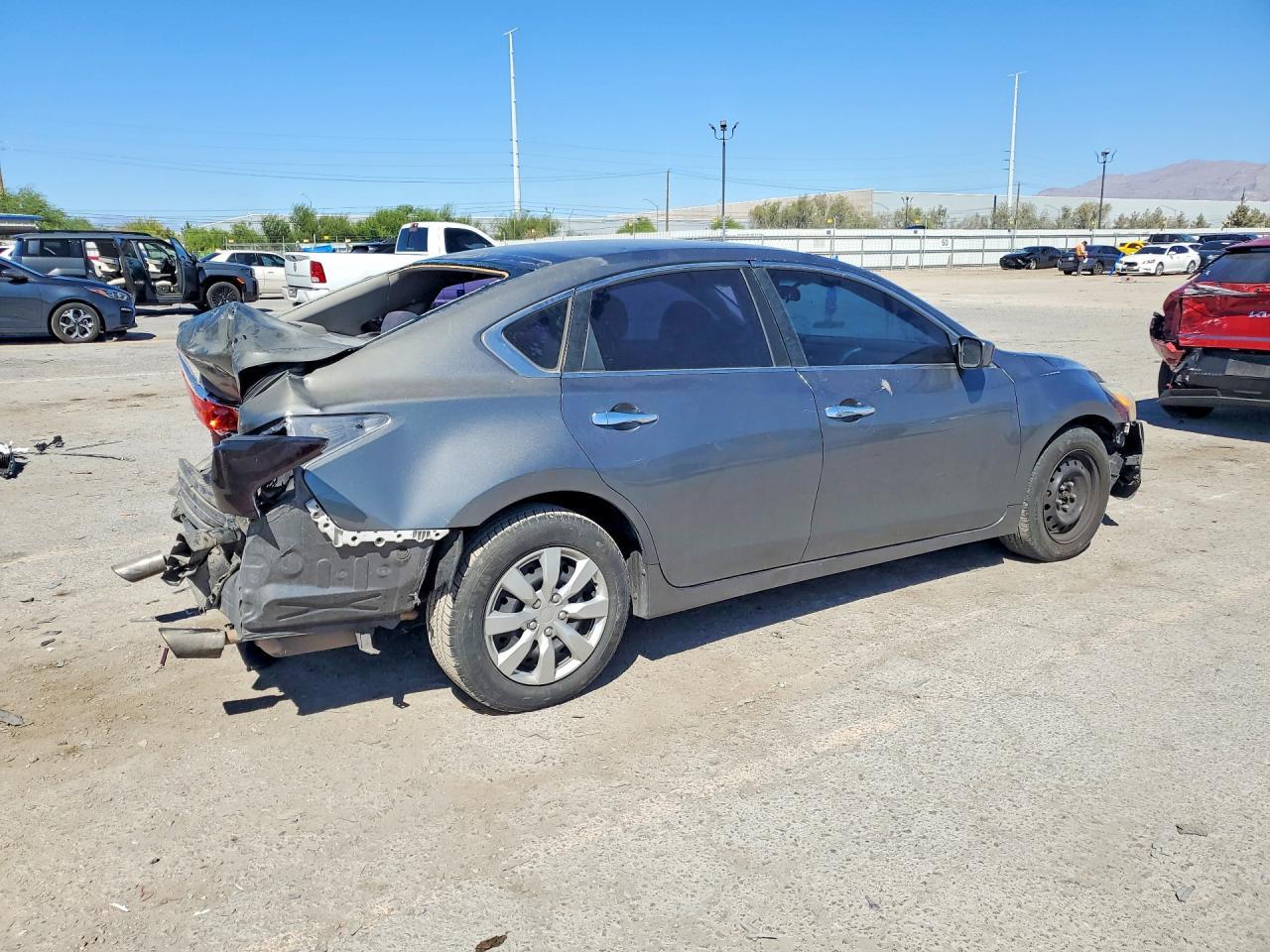 2015 Nissan Altima 2.5 S - zdjęcie 3