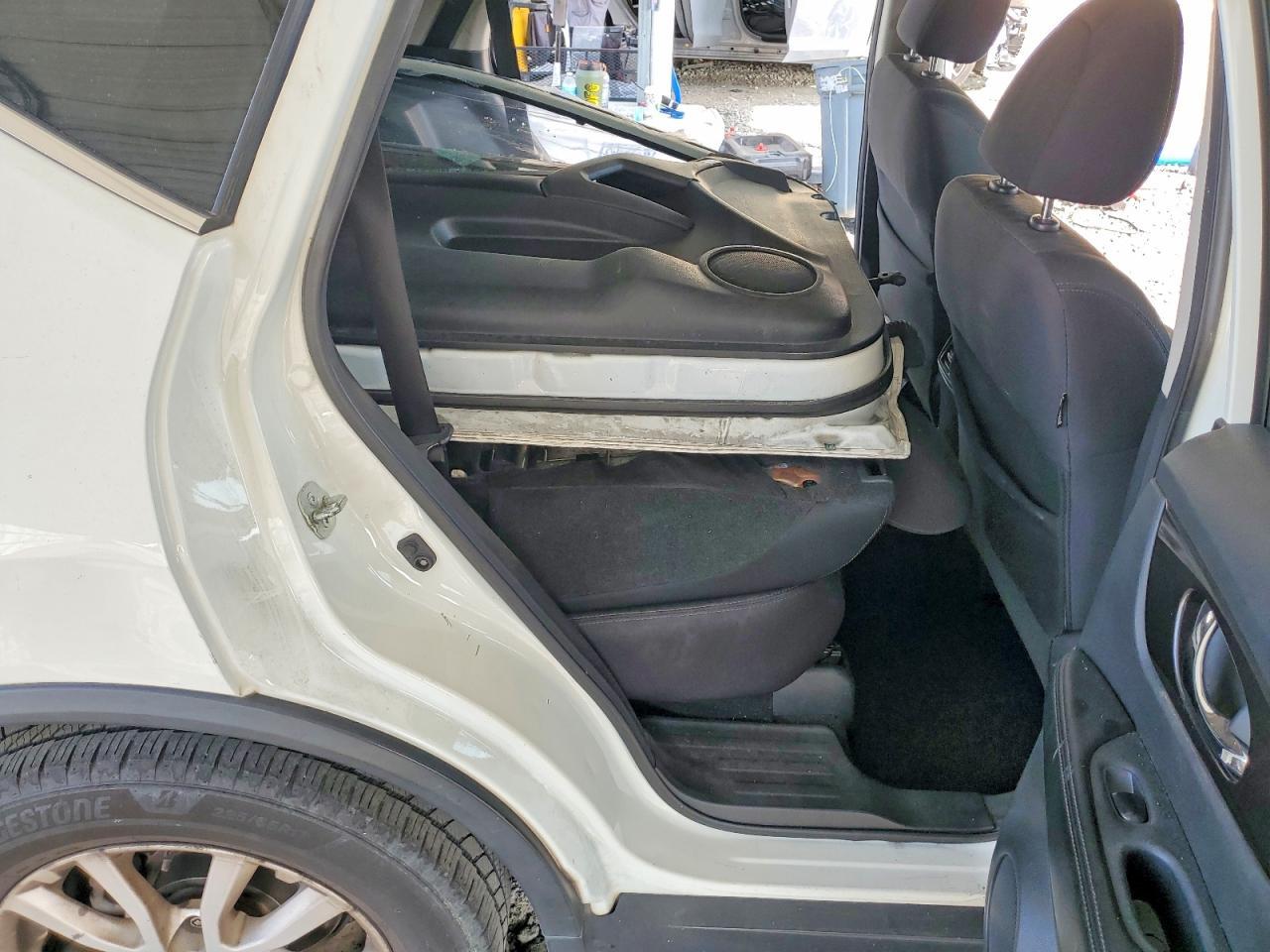 2019 Nissan Rogue S - zdjęcie 11