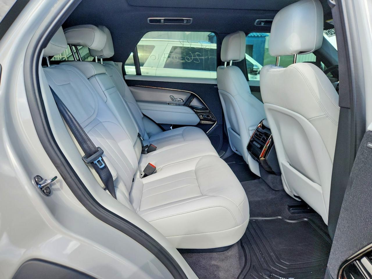 2026 Land Rover Range Rover Sport S - zdjęcie 10