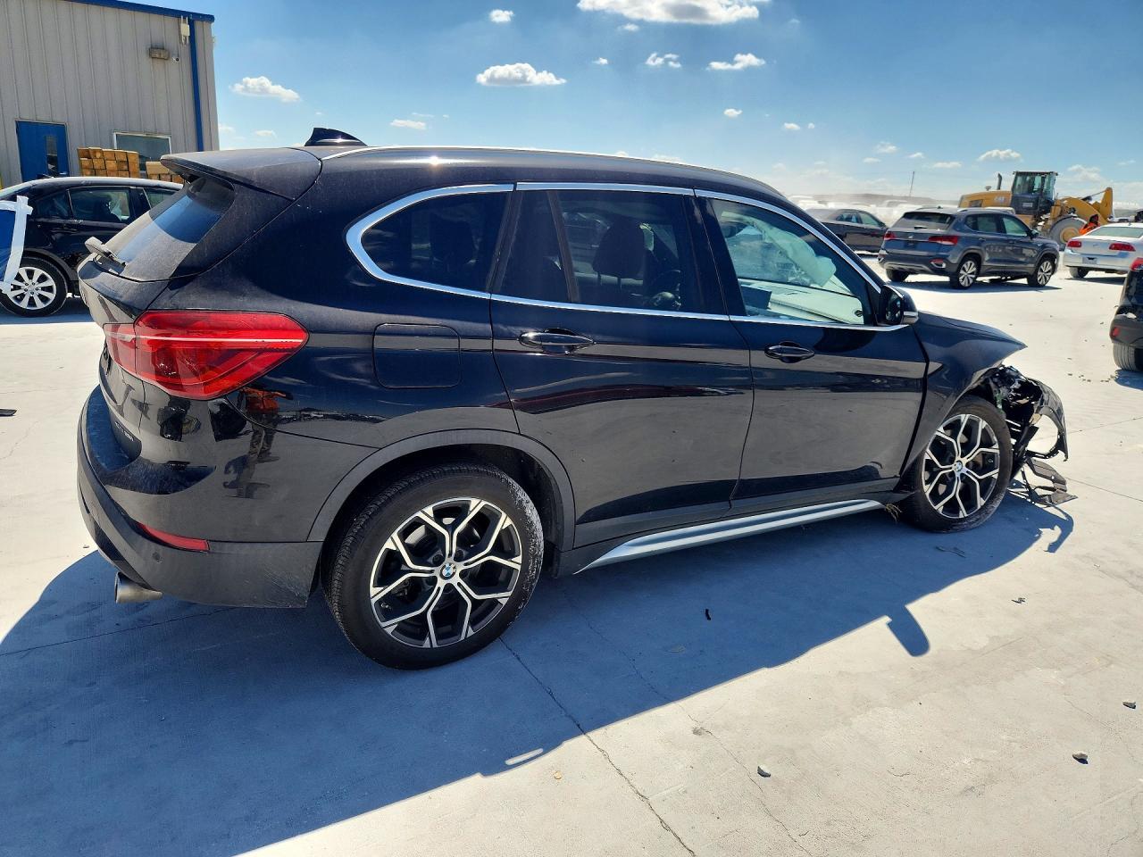 2020 BMW X1 xDrive28I - zdjęcie 3