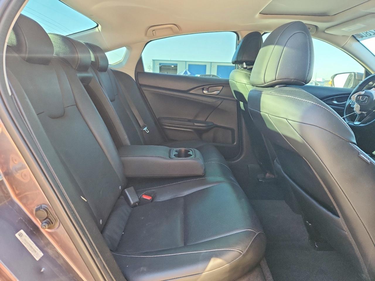 2022 Honda Insight Touring - zdjęcie 10