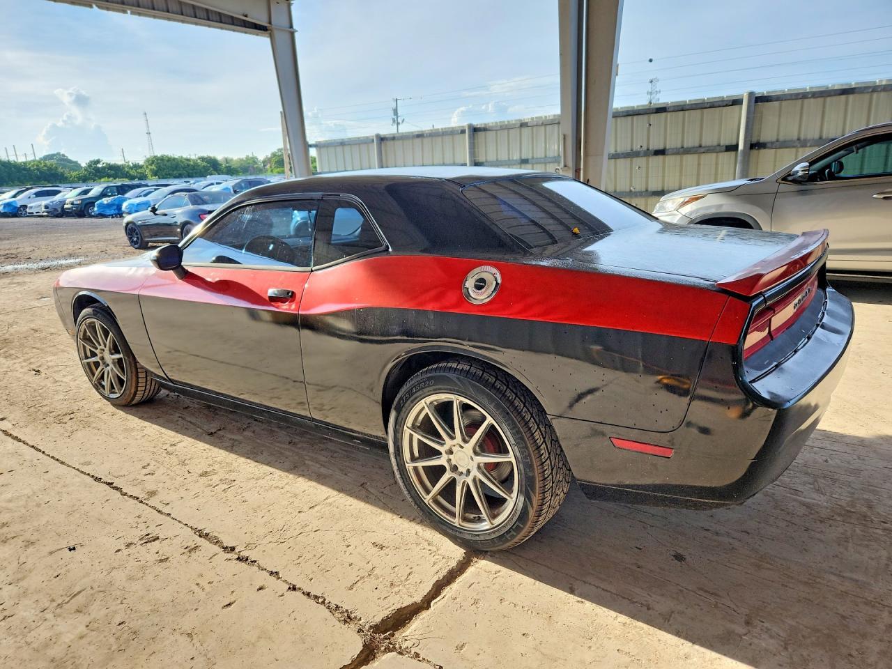 2013 Dodge Challenger Sxt - zdjęcie 2