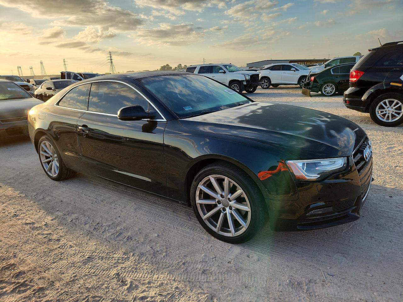 2015 Audi A5 Premium - zdjęcie 4