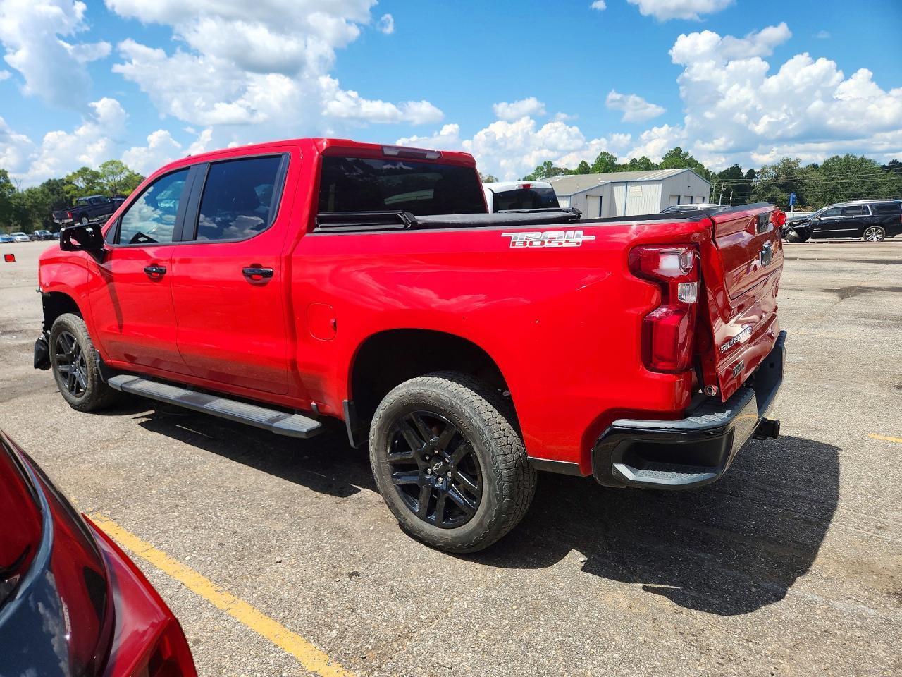 2023 Chevrolet Silverado K1500 Lt Trail Boss - zdjęcie 2